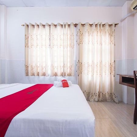 Reddoorz Near Khu Che Xuat Tan Thuan 2 Hotel Ho Chi Minh City Exterior photo